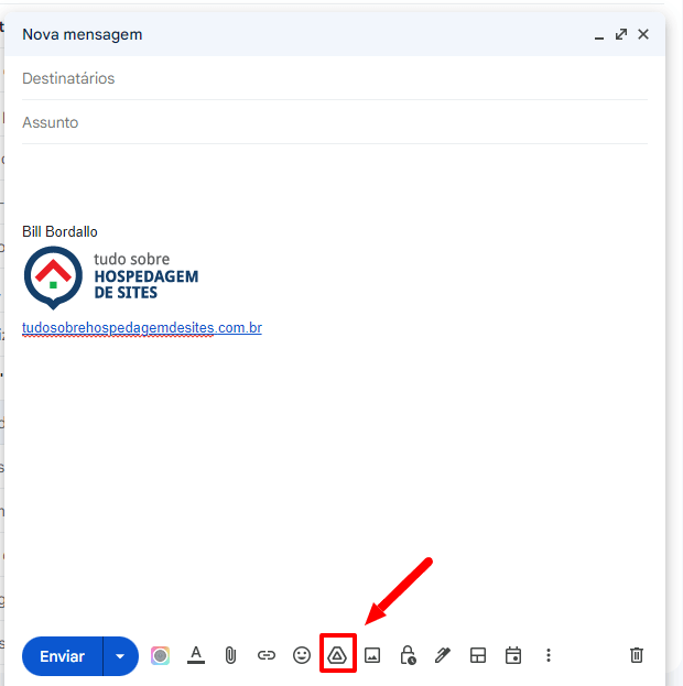 O ícone de integração com o Google Drive está disponível na tela de criação de e-mail
